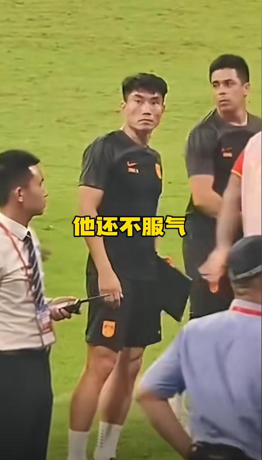 中国足球为什么越来越差？我算是找到答案了。不是管理不行，也不是教练不行，更不是海