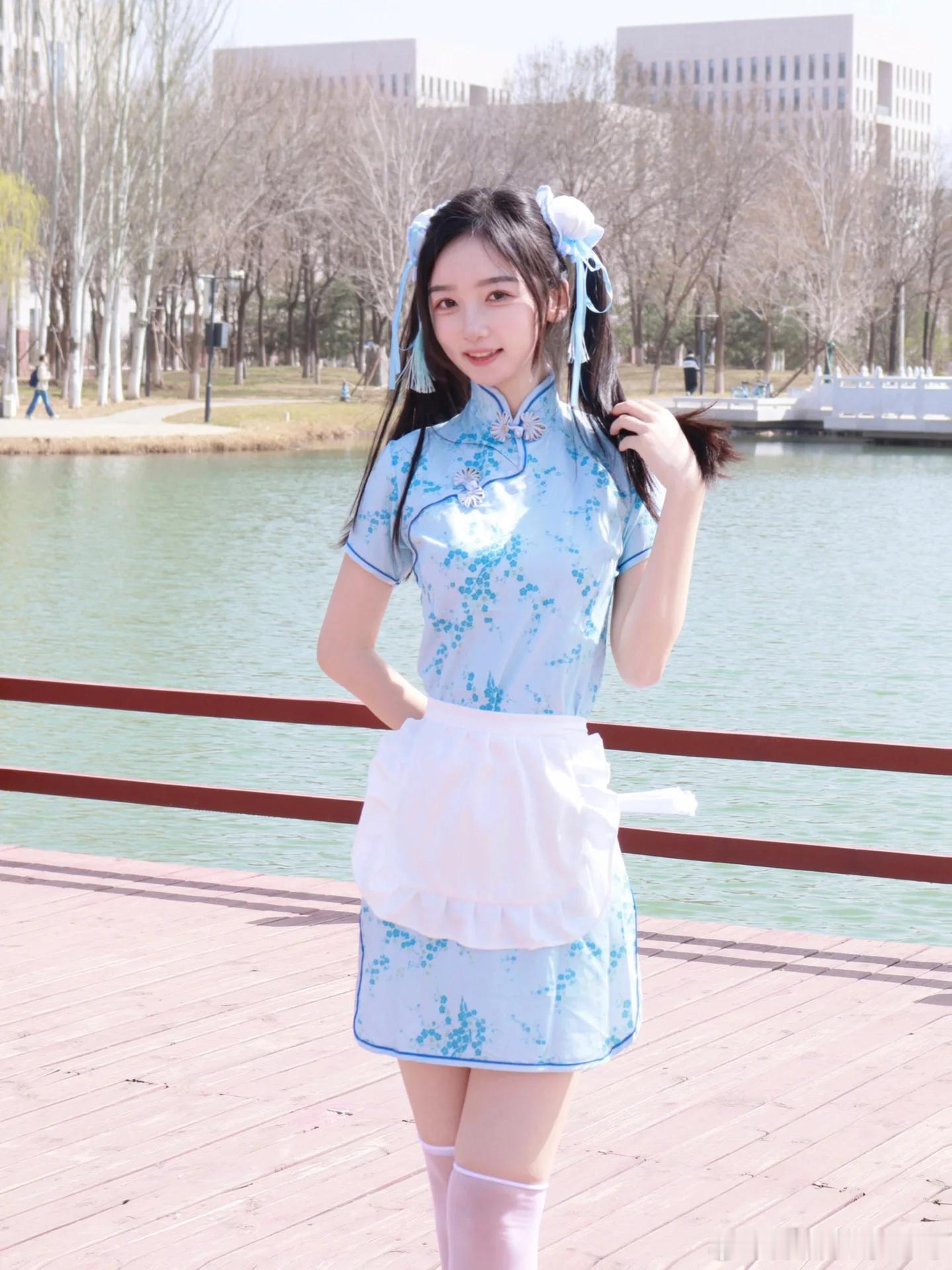 学姐的动漫cosplay有几分像？ ​​​