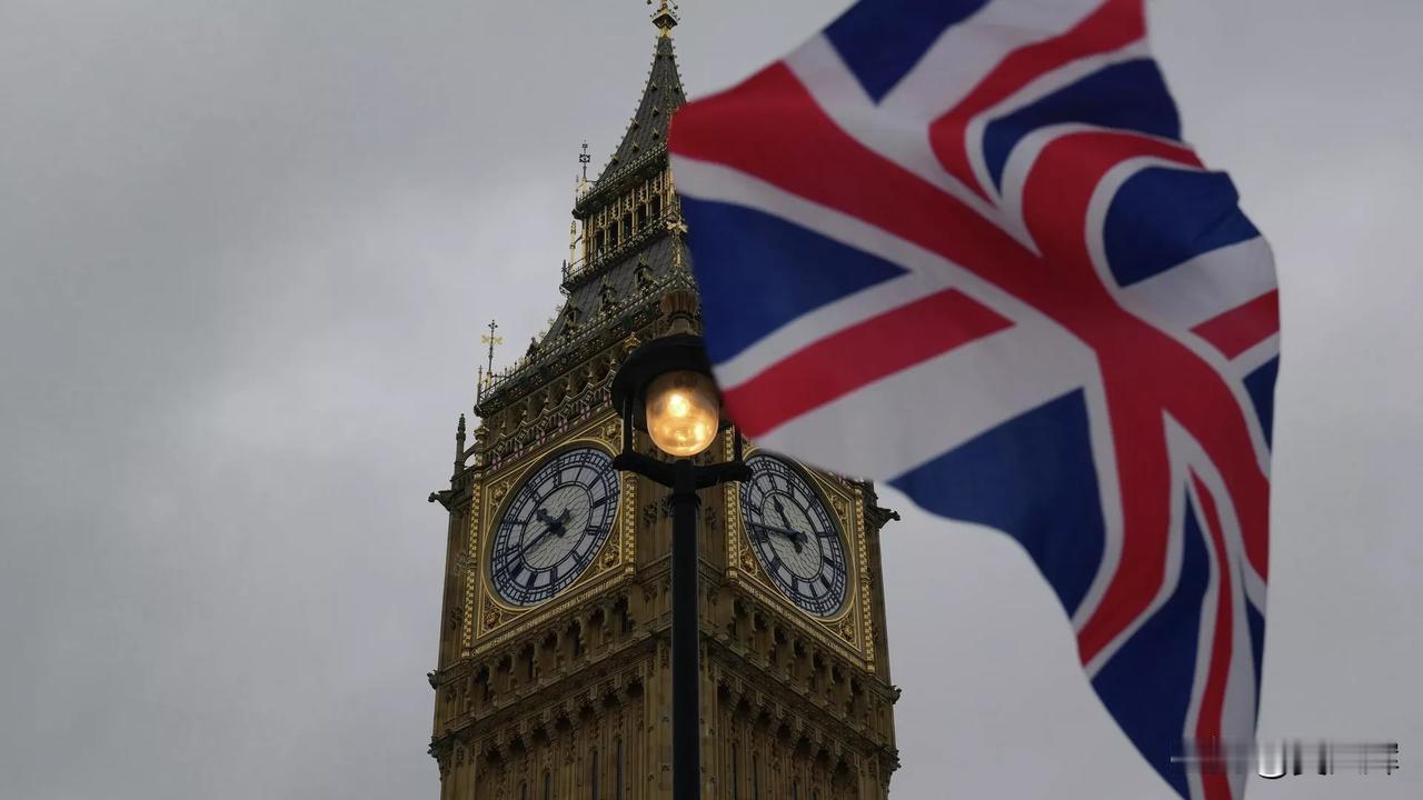 英国对多家俄罗斯银行实施制裁
 
2月24日，英国政府官网文件显示，英国对多家俄