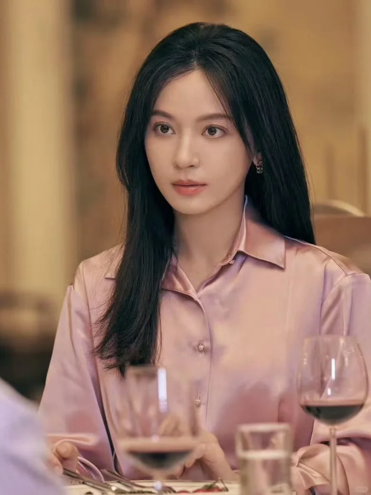 什么啊？配角就不配拥有好妆造了吗？