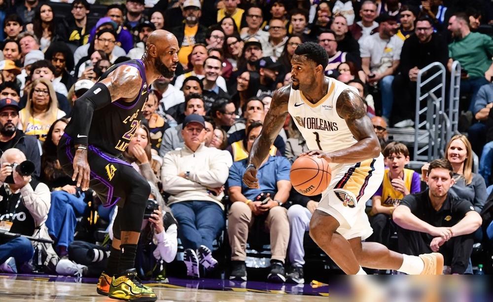 这种球赢了真让人想砸电视。湖人坐拥顶级三核，传球却像在梦游，失误多到能跟联盟垫底