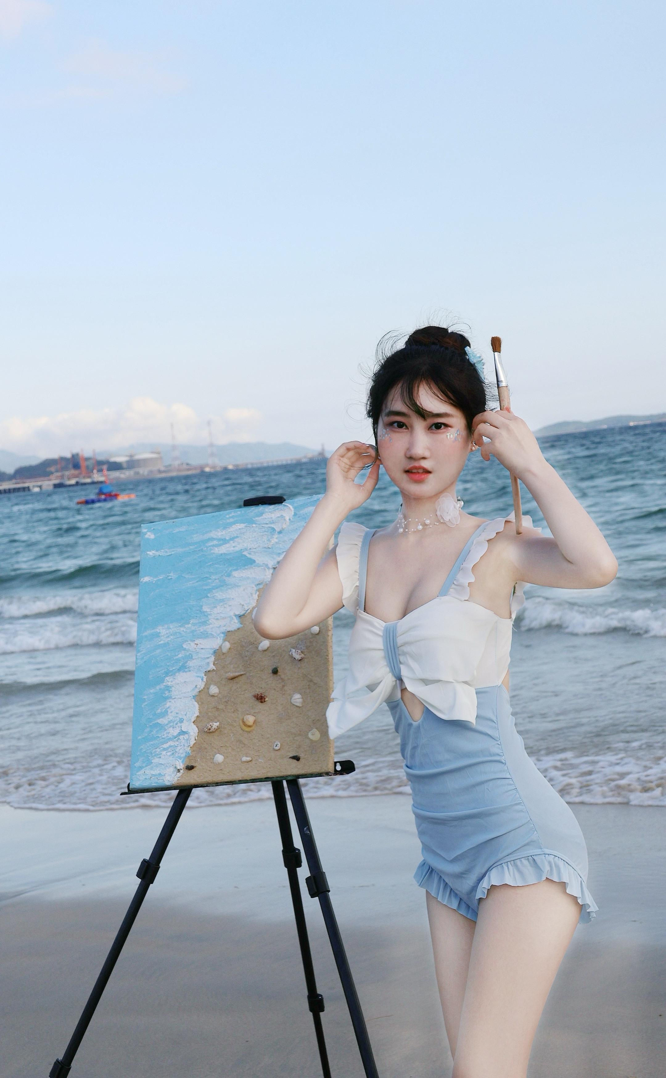 海很蓝，风很大，我在海边捡的贝壳创作的一幅肌理装饰画《乘风破浪》🎨海...