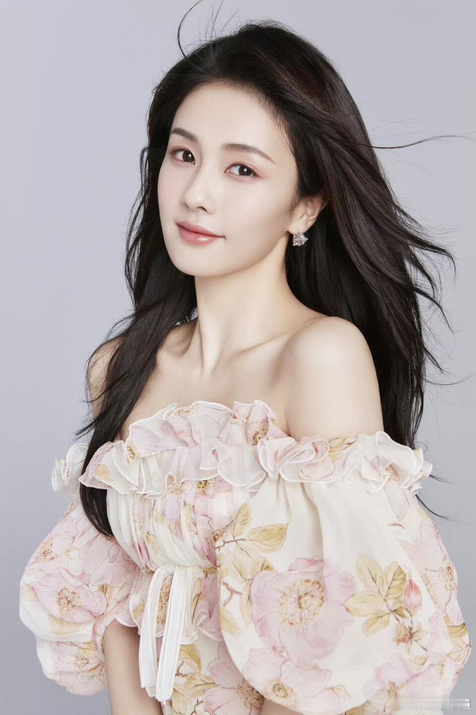 白鹿的美颜暴击 ​​​