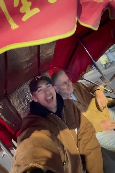 米卡全家都被中国圈粉了 米卡全家下次一起去旅游的时候，可不可以带上我 