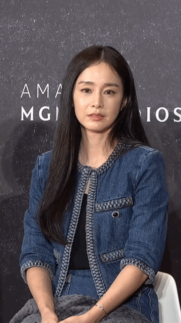 金泰熙这张脸太真实了！娱乐圈医美那么普遍，她还能保持这种纯天然的状态实属不易！虽