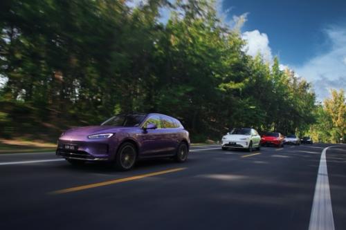 问界新M5 Ultra的早高峰体验,确实比Model Y从容
以前开家里的老车,