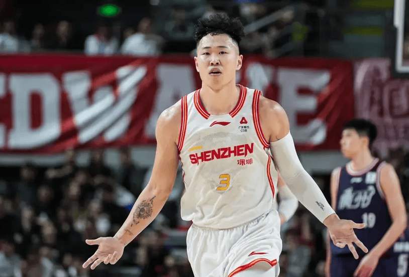 贺希宁：我们像大家庭那样去战斗，争取用新的突破回馈球迷