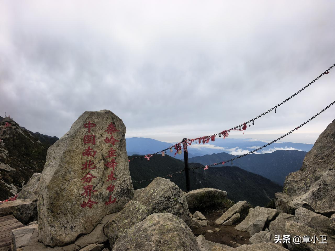 人在过得好的时候就会原谅很多事情，因为自己的内心有了力量，就懒得跟外界计较，山顶
