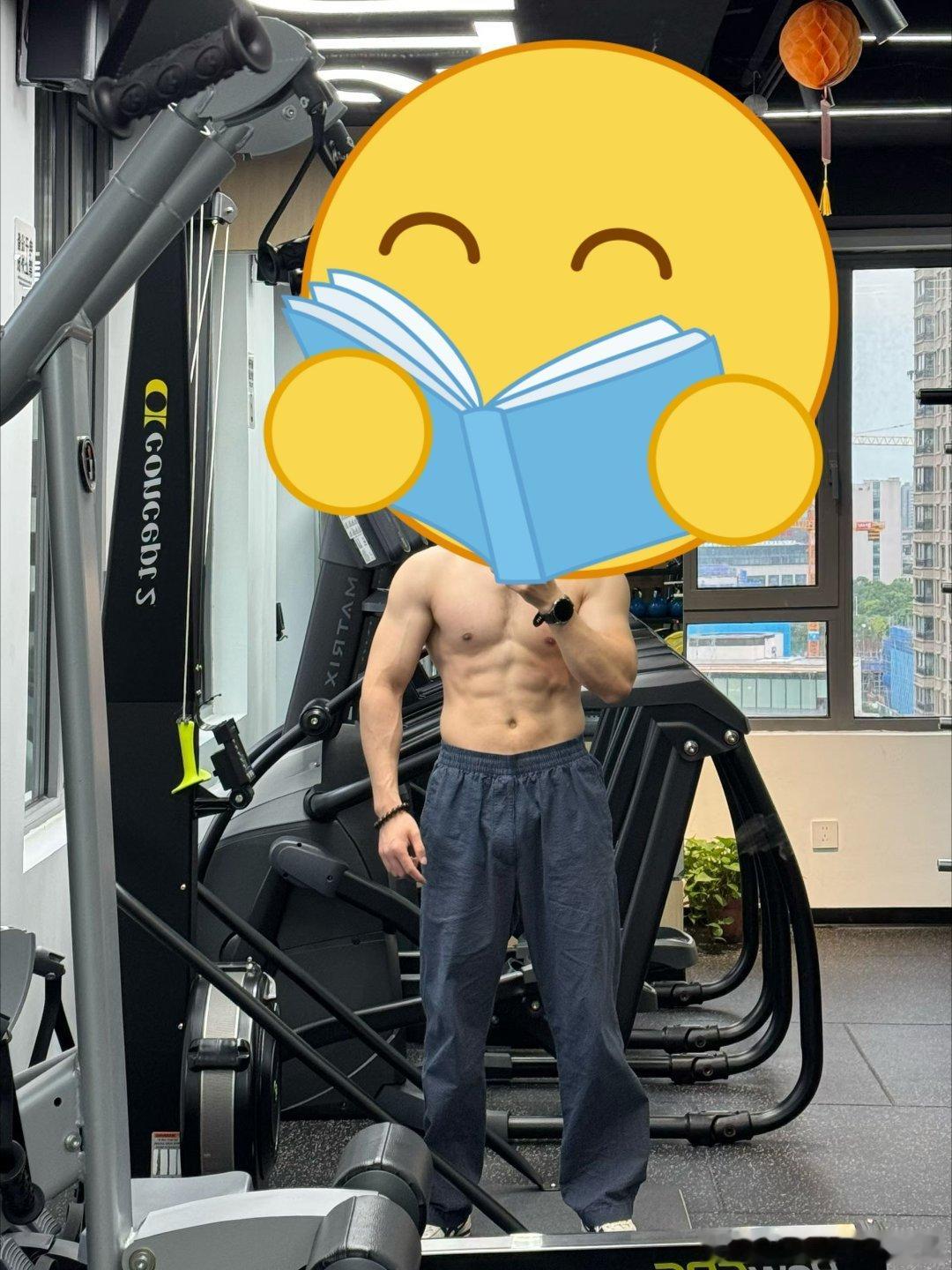 大佬们都身材管理自己都管理不好，那客户的钱也管理不好 ​​​