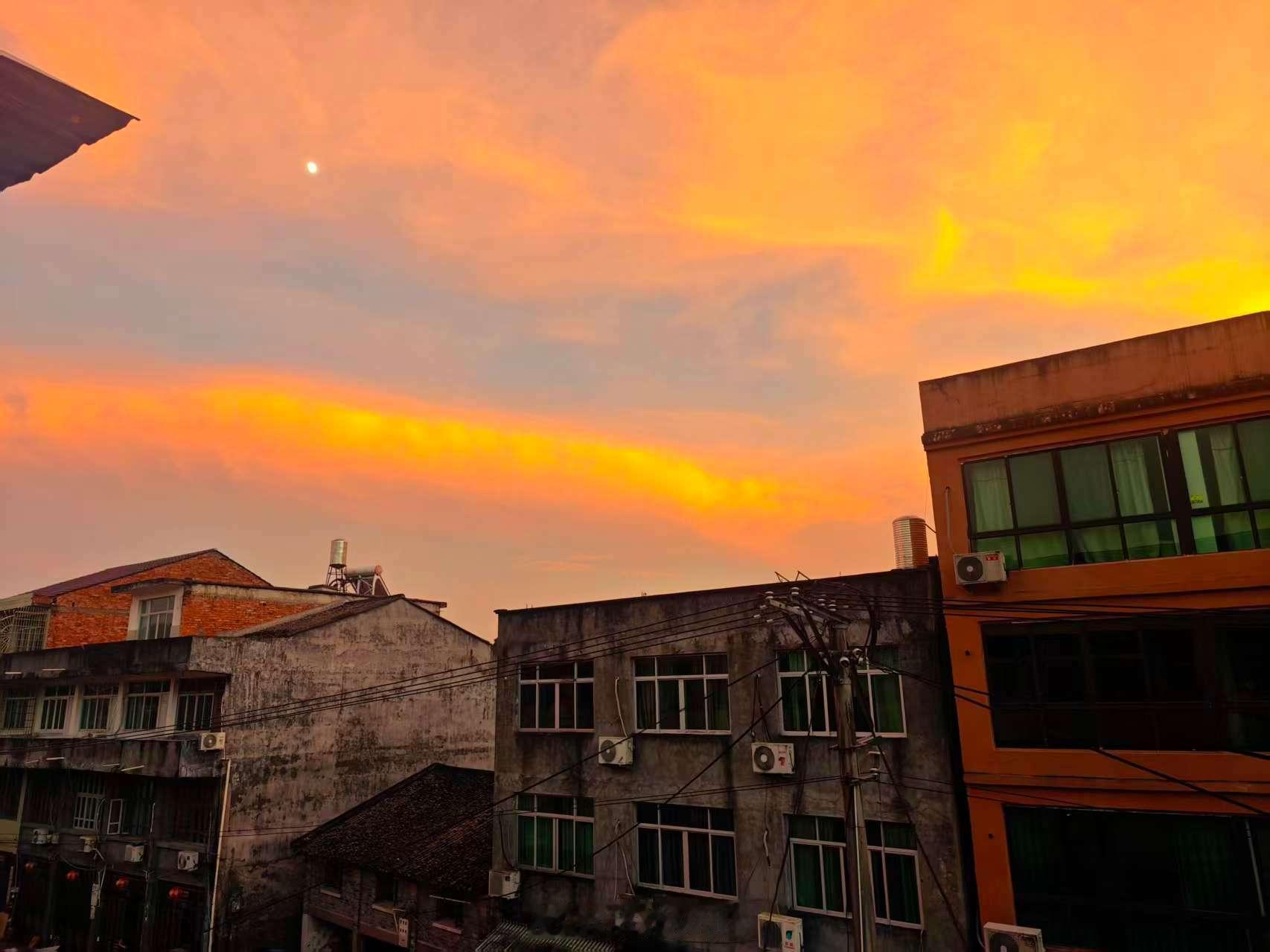 台风前的天空[柯基] ​​​