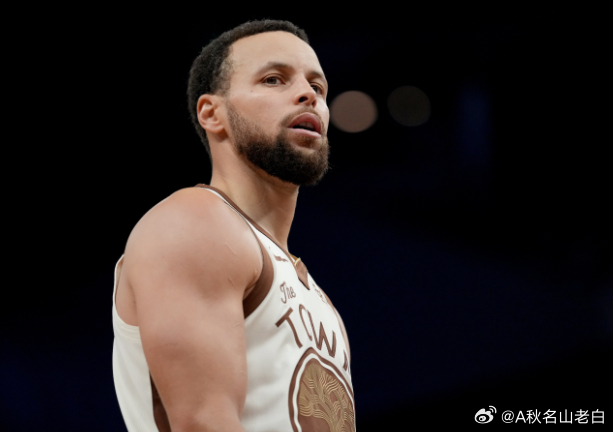 今日是勇士巨星斯蒂芬·库里的38岁生日，让我们一同祝贺库里生日快乐。库里1988