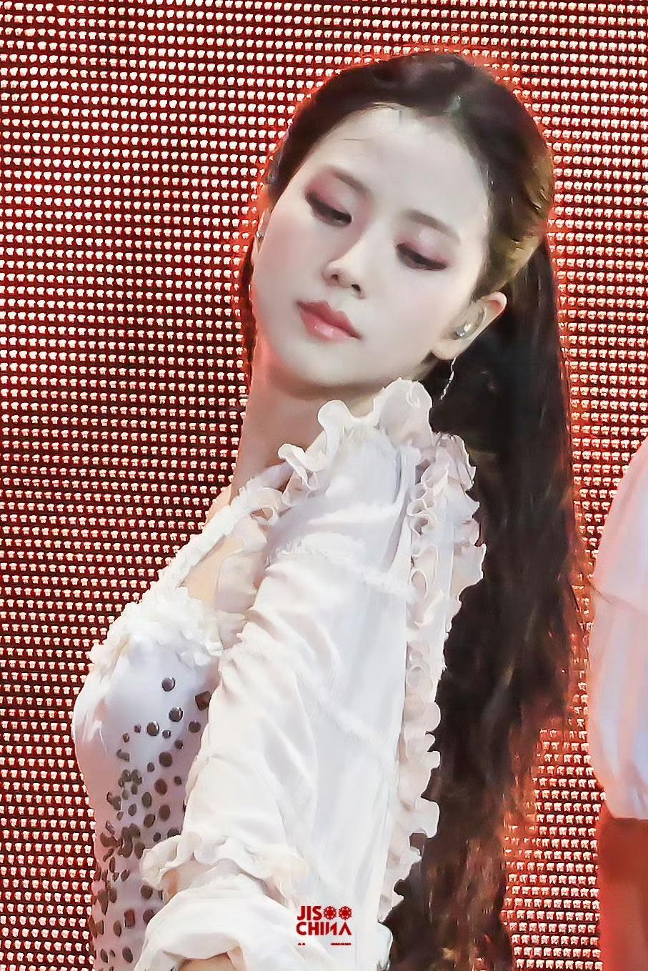 郑号锡 公主秀秀太美啦～每日都来净化一下瞅东西的gc[女孩儿] ​​​
