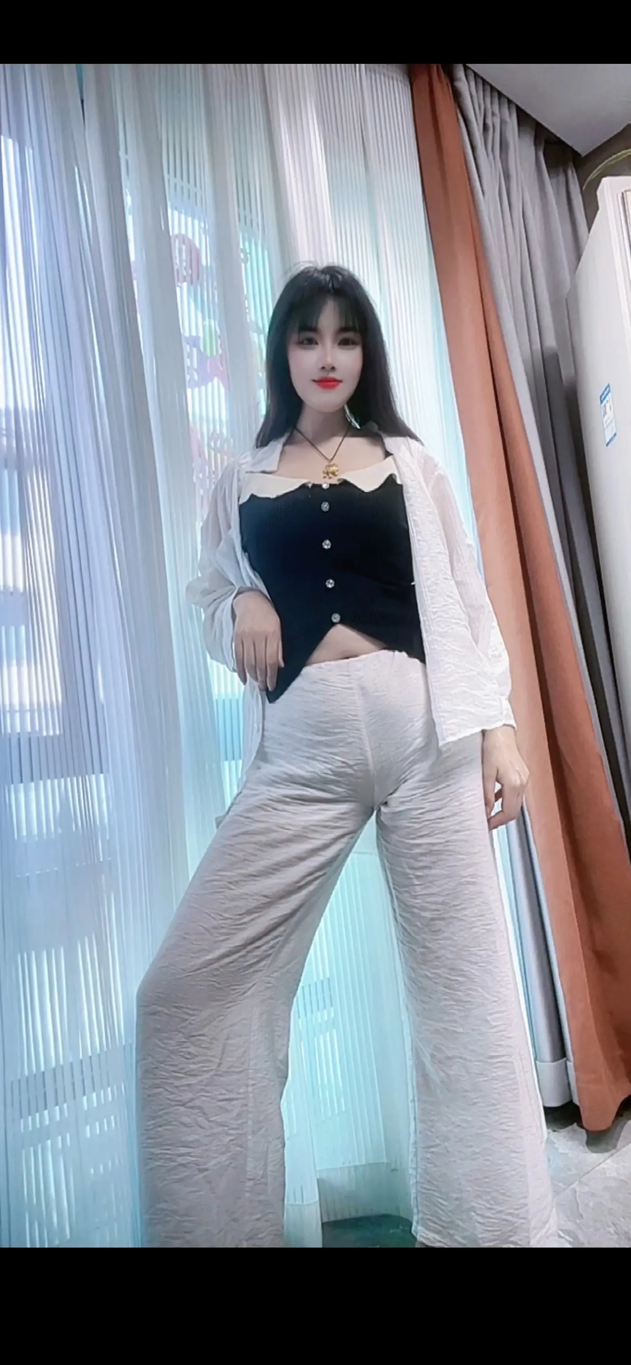 在这个薄情寡义世界，你可以什么都听但不能什么都信，在这个智商过剩，利益...