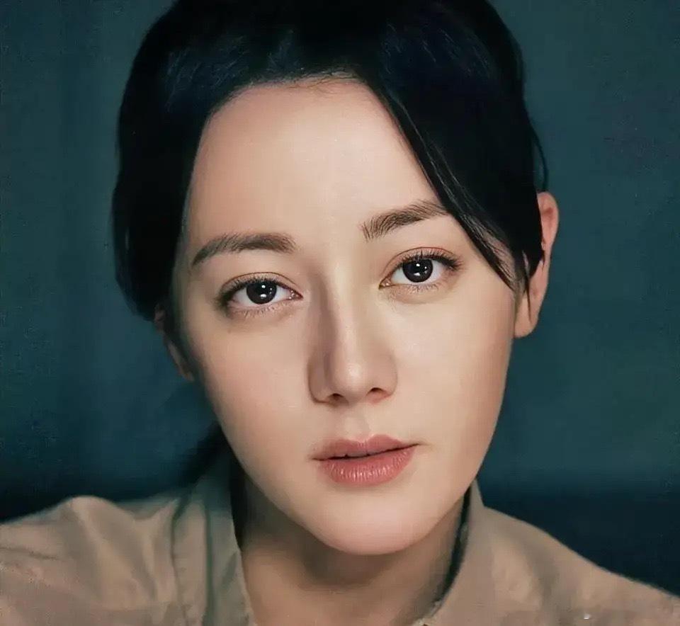 迪丽热巴谁用谁垮掉，毫无演技，纯粹浪费资源！这是我在评论区看到最多的话。我可以理