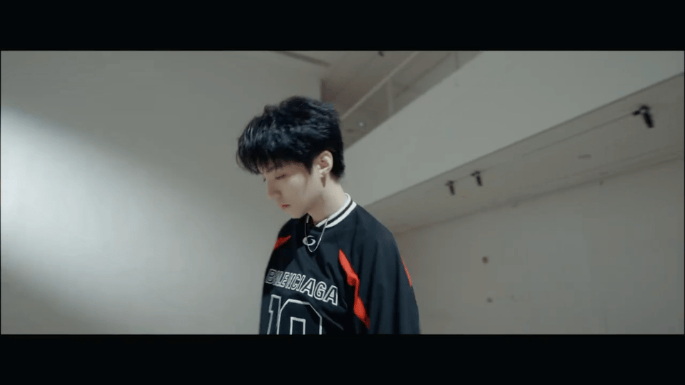 王俊凯美式boy 美 式 b o y 完 全 爱 豆已 严 肃 品 鉴 ！（图一