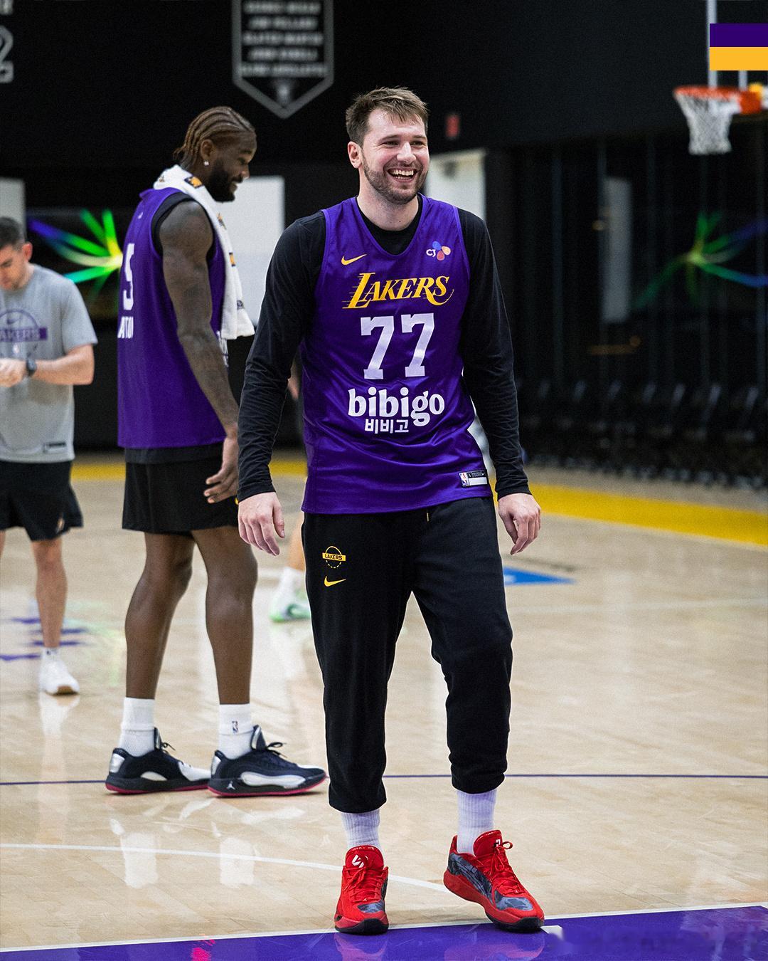 今日份训练图集💜💛