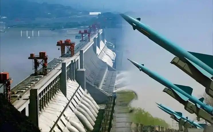 美台会用石墨弹攻击三峡吗？中国可以霸气警告全世界？任何国家只要对中国的三峡大坝，