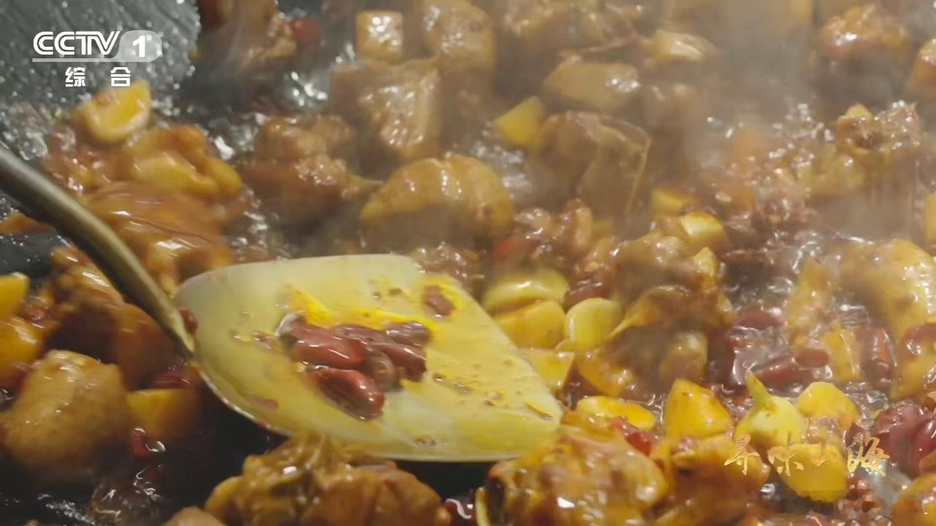 魔芋是怎么变身下饭菜的 😋慢炖配菜选魔芋，好吃到停不下来！恩施魔芋烧鸭，土鸭炒