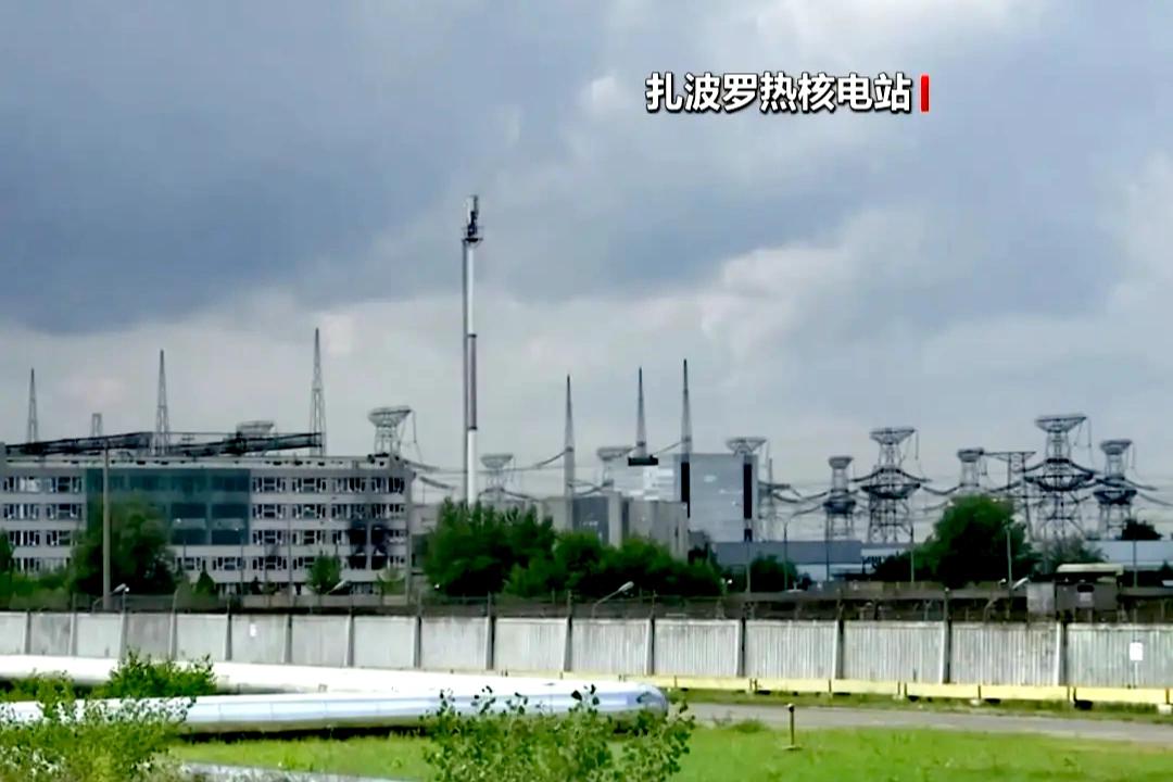 扎波罗热核电站挨了无人机一下子，国际原子能机构等着进去看

扎波罗热核电站的发言