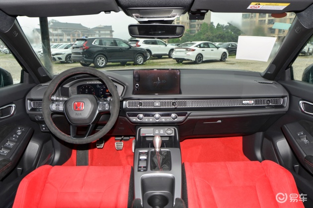 [小鲨帮选车]激进风中的一股"清流" 车长近4595mm