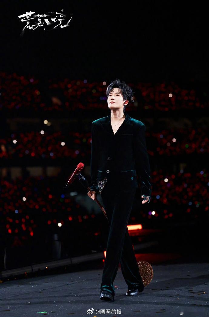 陈楚生演唱会拉动南昌消费近10亿元陈楚生演唱会首创环保花车巡游 陈楚生太会了，南