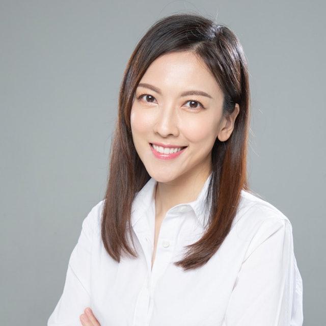 现年48岁的江芷妮（Cherie）2007年约满TVB离巢后退出娱乐圈，并转行从