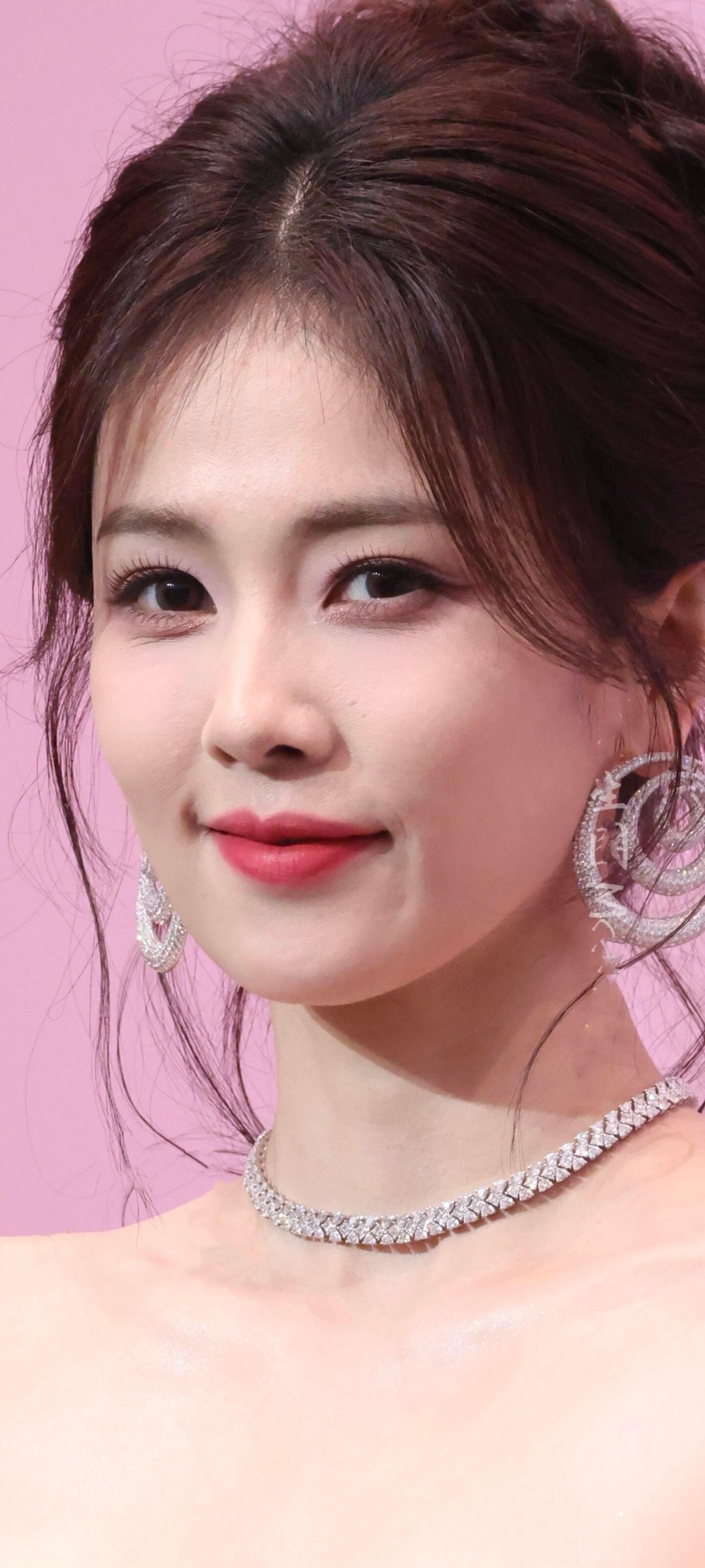 白鹿𝟐𝟎𝟐𝟓年✨爱奇艺尖叫之夜红毯生图 📷