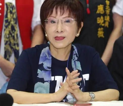 若洪秀柱回台被民进党抓，
咱能不管？


洪秀柱回台湾后会不会有事
这事很多人都