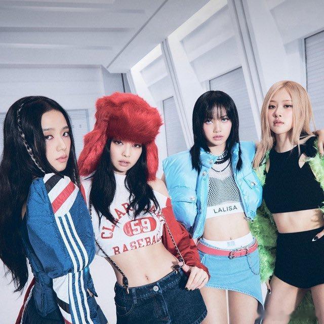 Lisa曝BLACKPINK2025年回归  BLACKPINK计划2025年回