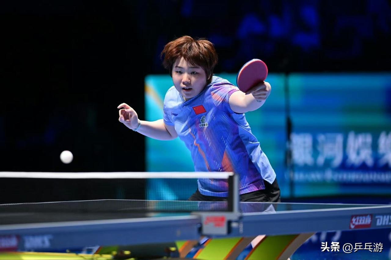 🏓澳门世界杯•蒯曼首秀，11-2、11-6两局在手，本以为胜利手拿把掐，没想到