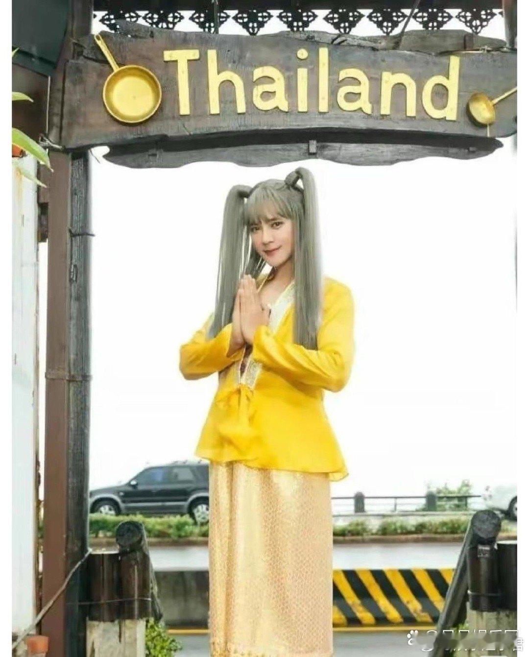 以朱碧石的身份出道，可惜失败了。 