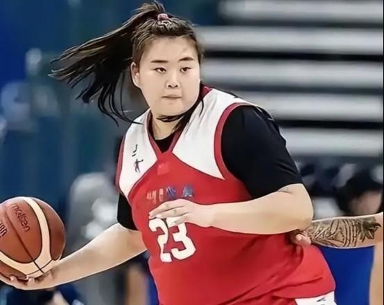 破案了！怪不得篮协对大运会女篮夺冠没有任何表示，原来是这样！

中国大运女篮在2