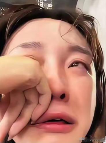 2017年，一个女孩免费捐出骨髓，救了一名17岁患白血病的男孩，出乎意料的是，男