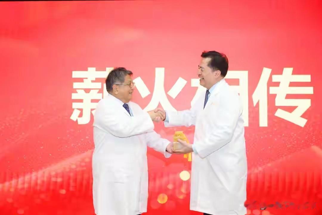 崔树森接任厦门长庚医院院长
9月16日，厦门长庚医院举行院长交接仪式，宣布重要人