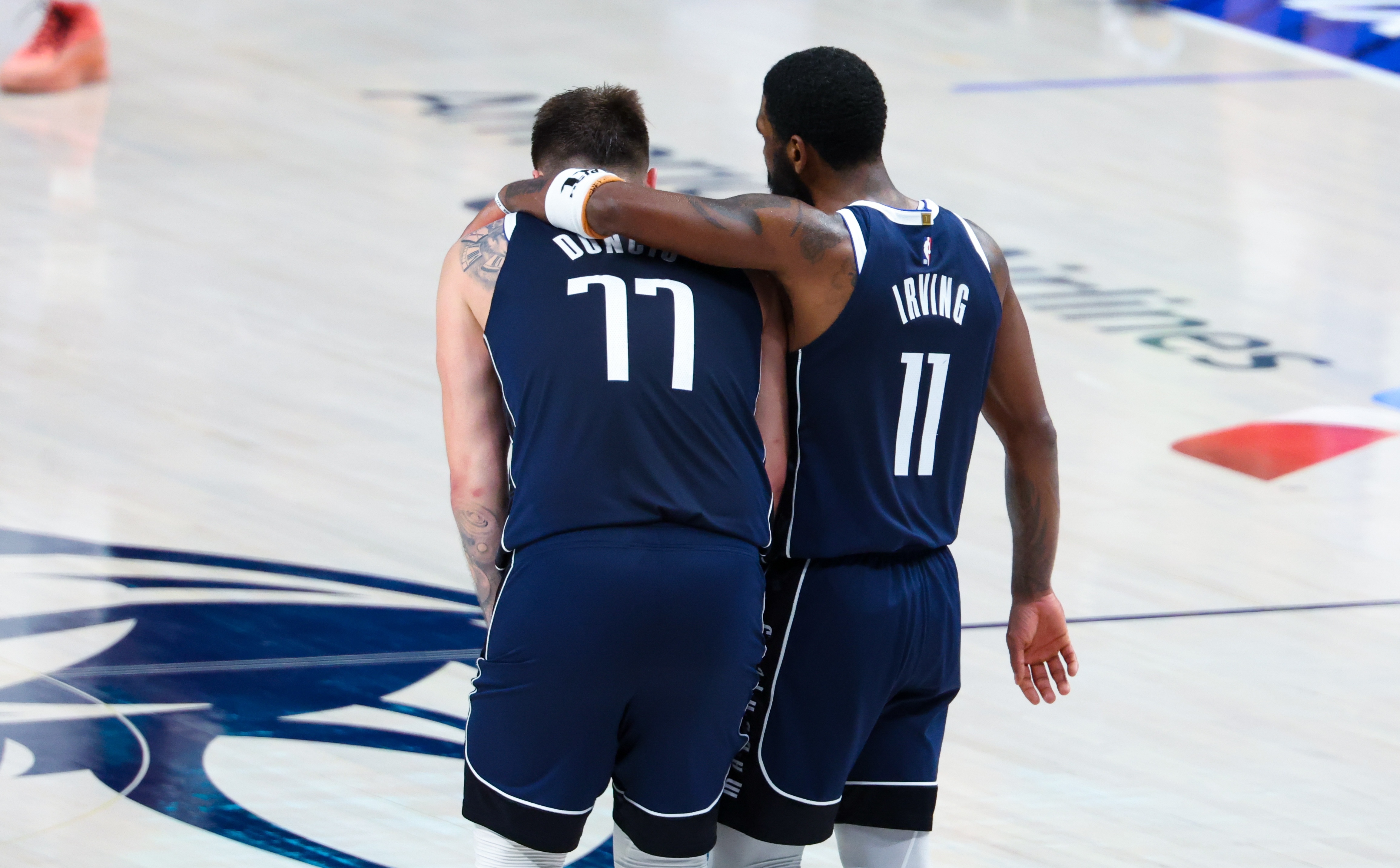 独行侠目前遭遇4连败，20胜15负暂列西部第6。明日NBA常规赛，独行侠客场挑战