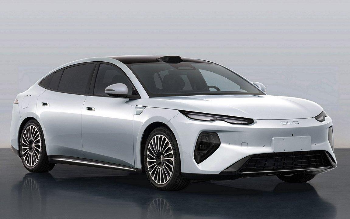 比亚迪工信部车展大阵仗，看看最近都要有哪些新车要来：
比亚迪海豹08：三围515