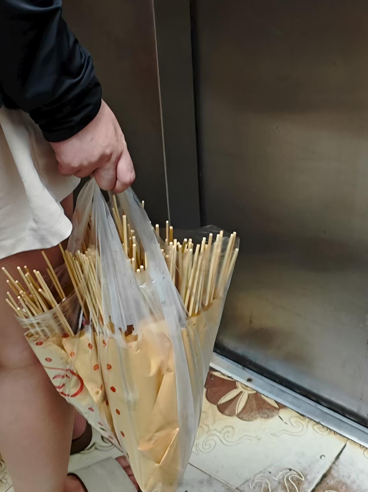 坐过最香的一次电梯[跪了] ​​​