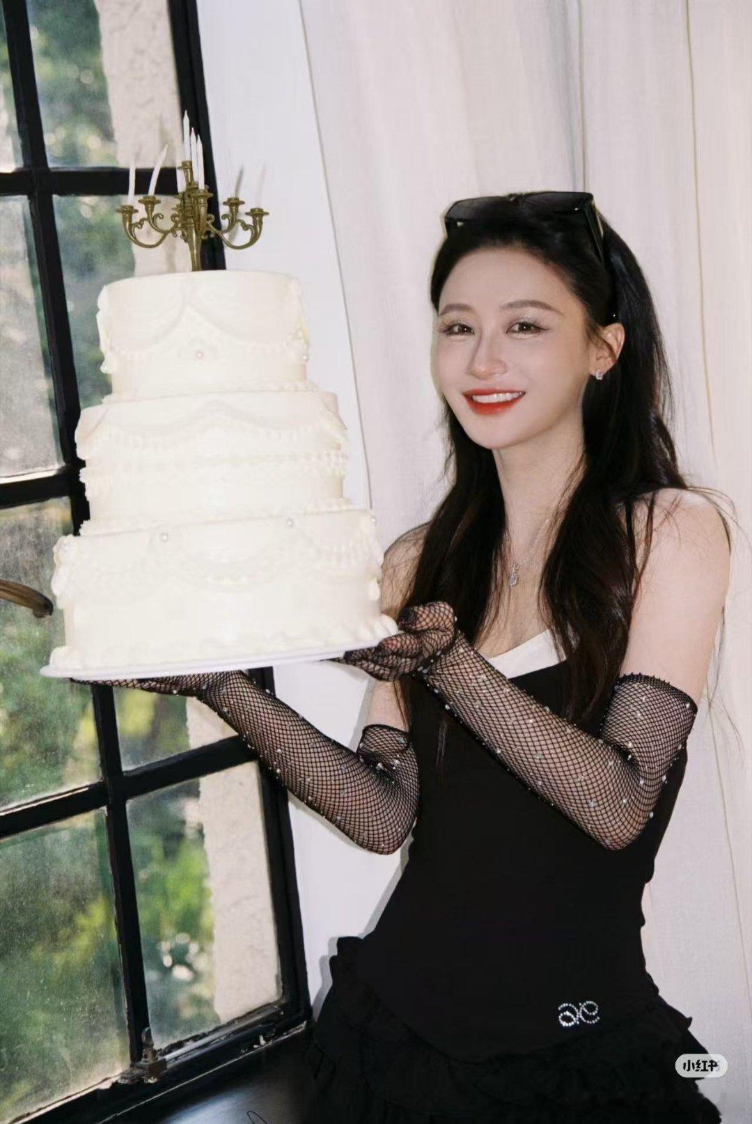 何宣林高音好稳何宣林真的好强！她的高音绝了！这姐这么会演戏还这么会唱歌，真的太牛