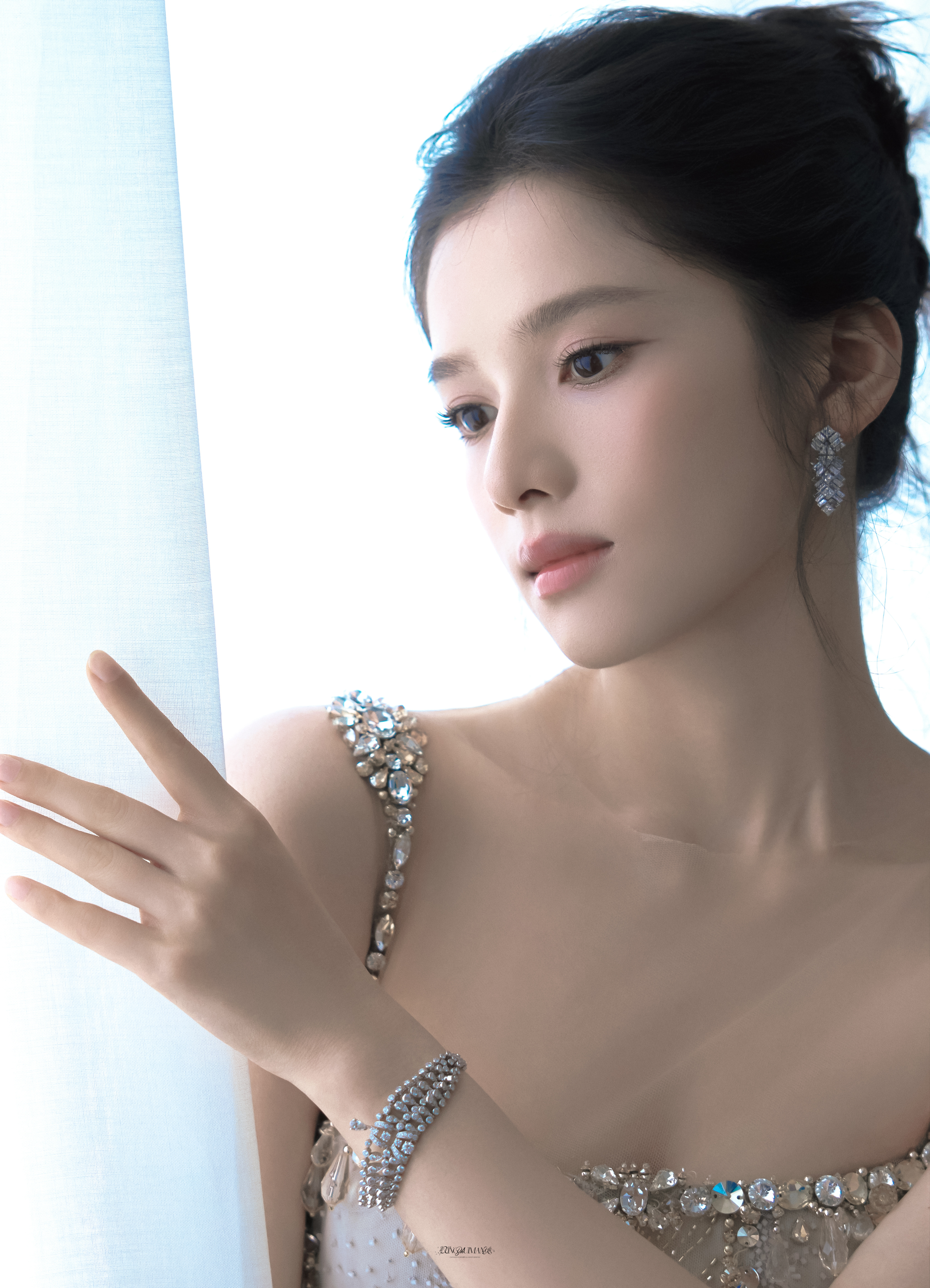 张婧仪。公主-张婧仪白玉兰美成建模神了