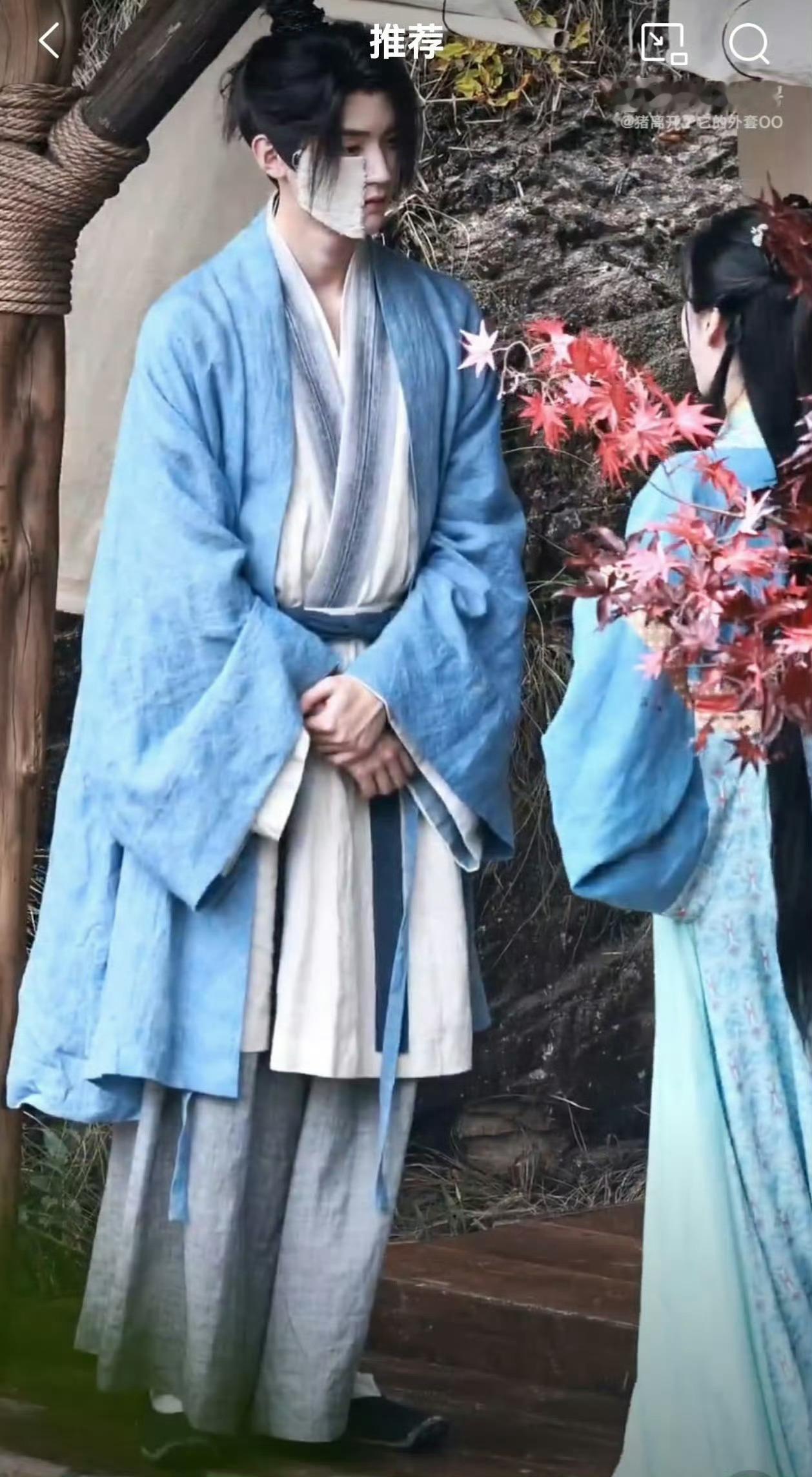 江湖夜雨十年灯这造型是不是为了贴合原著，不然不理解谁会想出这种服化道 ​​​