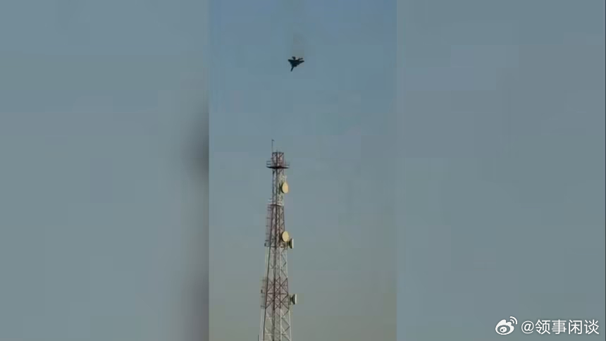 【科威特国防部称，多架美国军用飞机坠毁，所有机组人员均幸存】（CNN）科威特国防