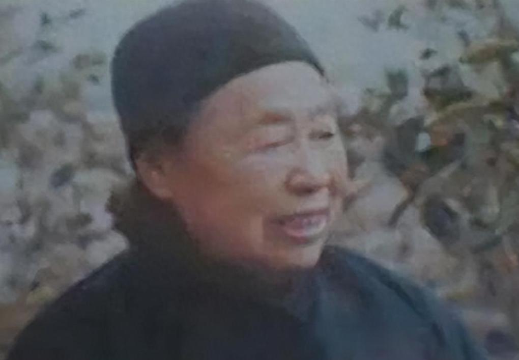 1954年江西一农妇告知丈夫：国家副总理曾是我前夫，我想去北京找他谈一谈
197