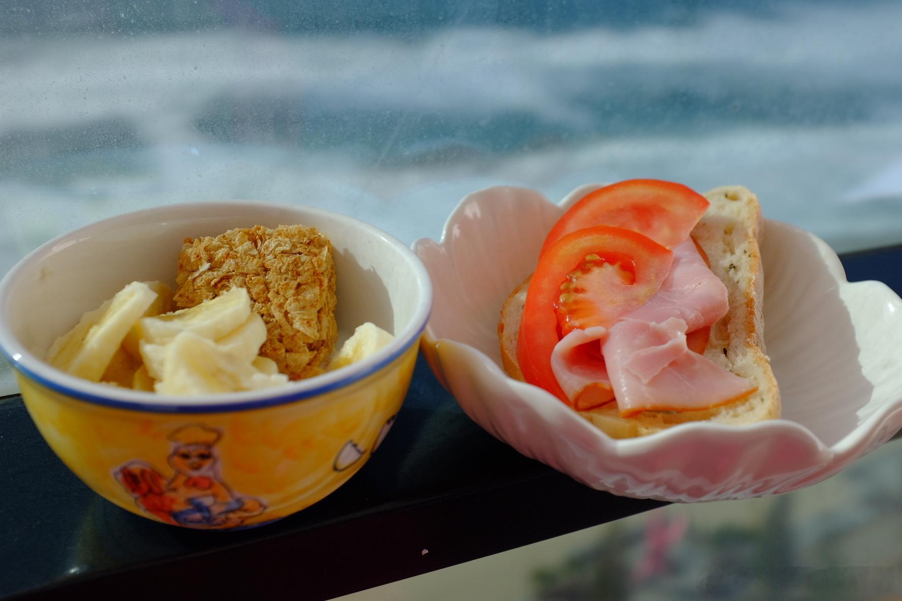 吃个早餐🥣 