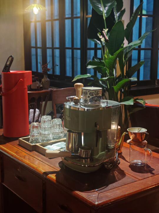 杭州）老宅里藏着一座流动的咖啡山⛰️☕