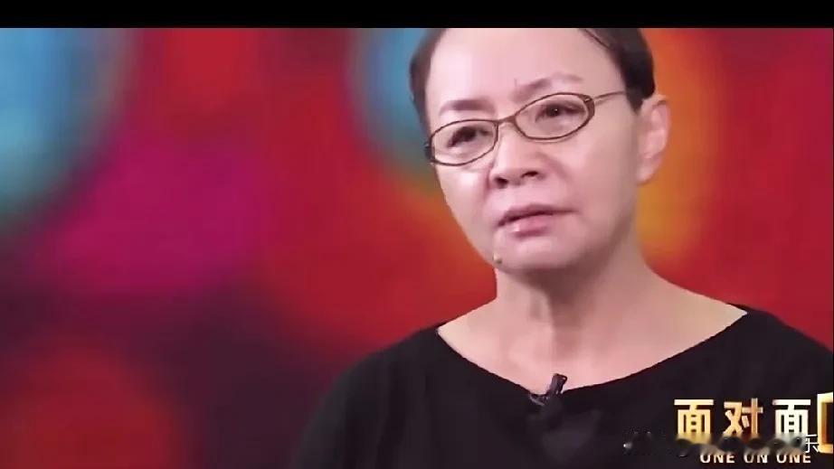 宋丹丹最后悔的事情就是演超生游击队的魏淑芬，她太有喜剧天赋，一身农村妇女的装扮以