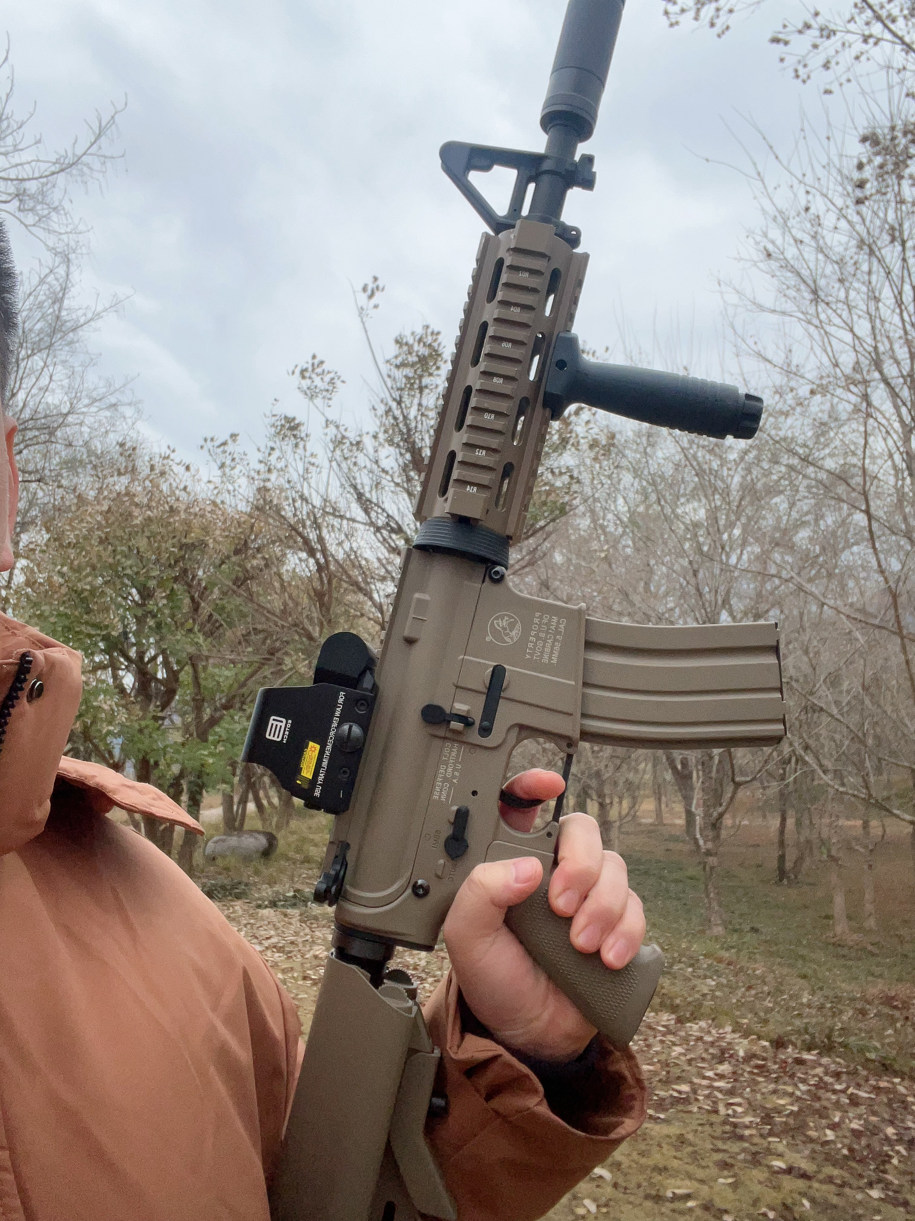 嘘！美国还停留在2025