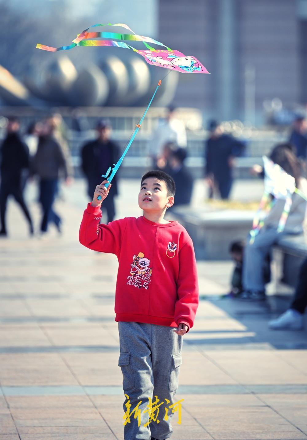 2月18日，农历大年初二，也是二十四节气中的雨水。雨水节气，全国大部分地区严寒之