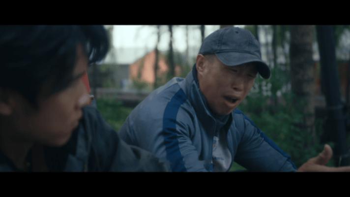 低智商犯罪伏笔低智商犯罪 本来以为是轻松喜剧，结果越看越上头，前面随便一个小情节