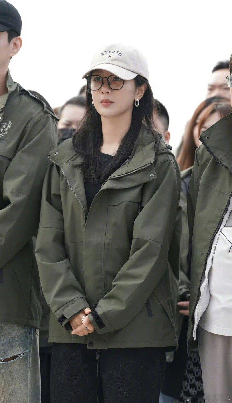 杨紫姐姐新造型不错嘛，好贵气！｜杨紫