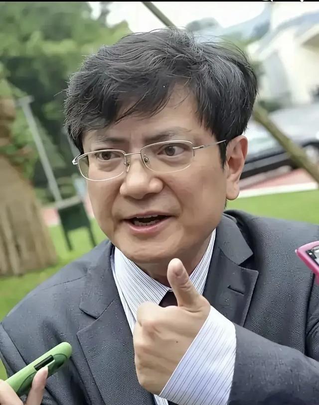 一位社会学家说：：“现在最严重的问题，已经不是00后不结婚， 90后不生娃，而是